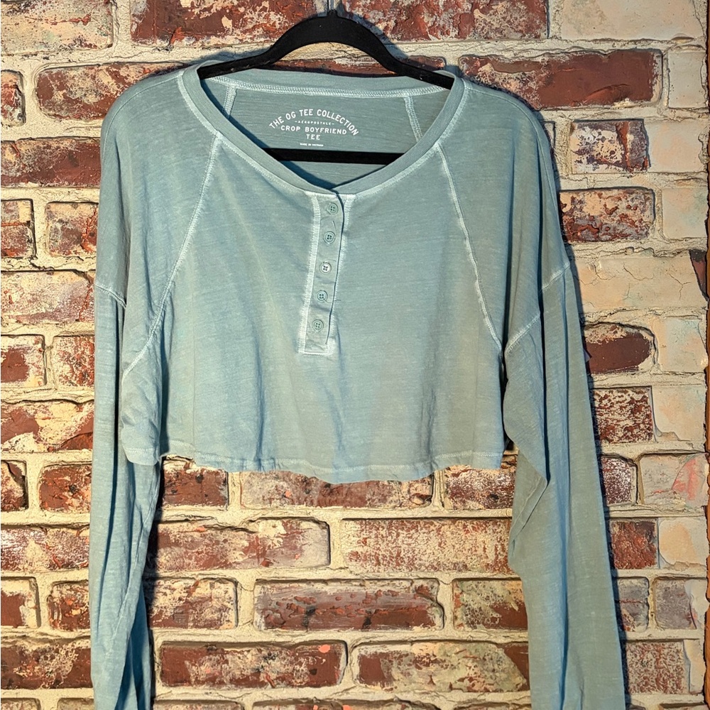 Aeropostale Cropped Henley Long Sleeve Sage Green Oversized Boyfriend Tee Large